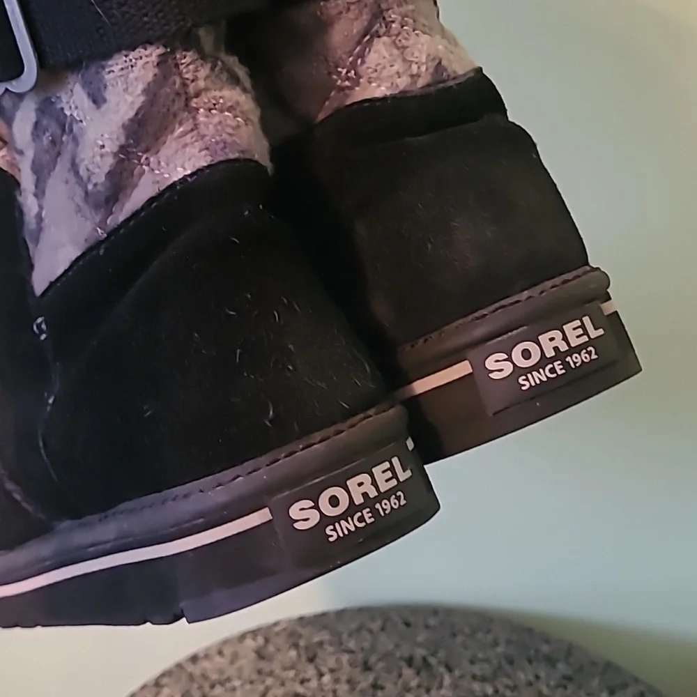 Sorel Newbie Short Boots Black Water-resistant Suede Leather Wmn 8.5 Winter Gray